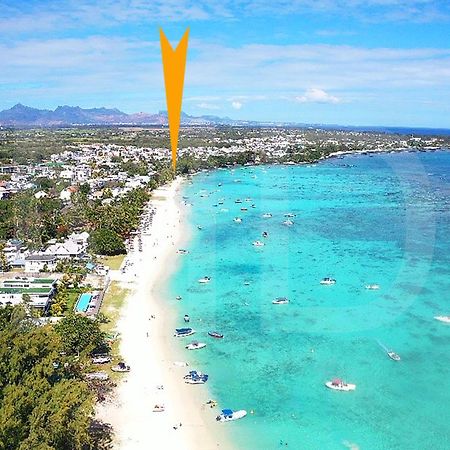 Caro'S Beachfront Trou aux Biches Esterno foto