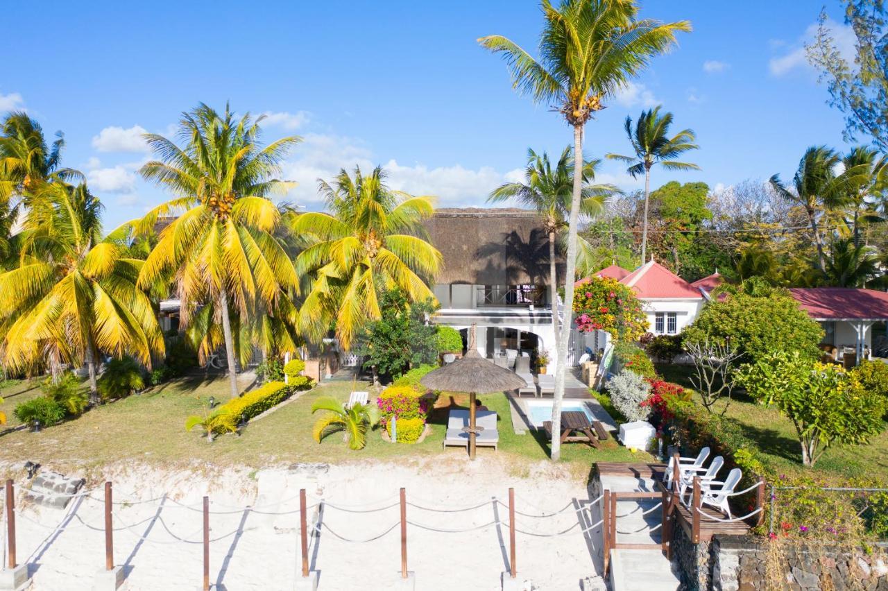 Caro'S Beachfront Trou aux Biches Esterno foto