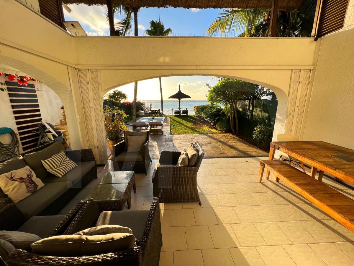 Caro'S Beachfront Trou aux Biches Esterno foto
