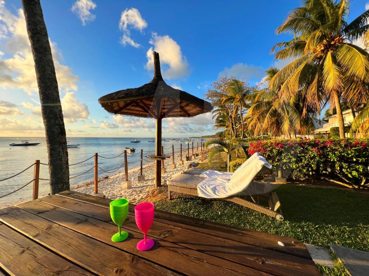 Caro'S Beachfront Trou aux Biches Esterno foto